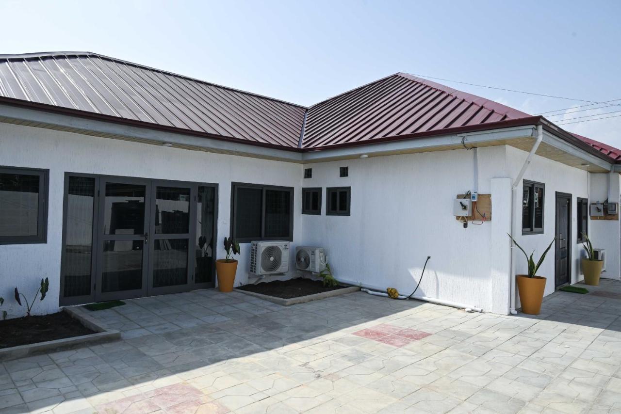 Lokko Serene Accra Eksteriør bilde